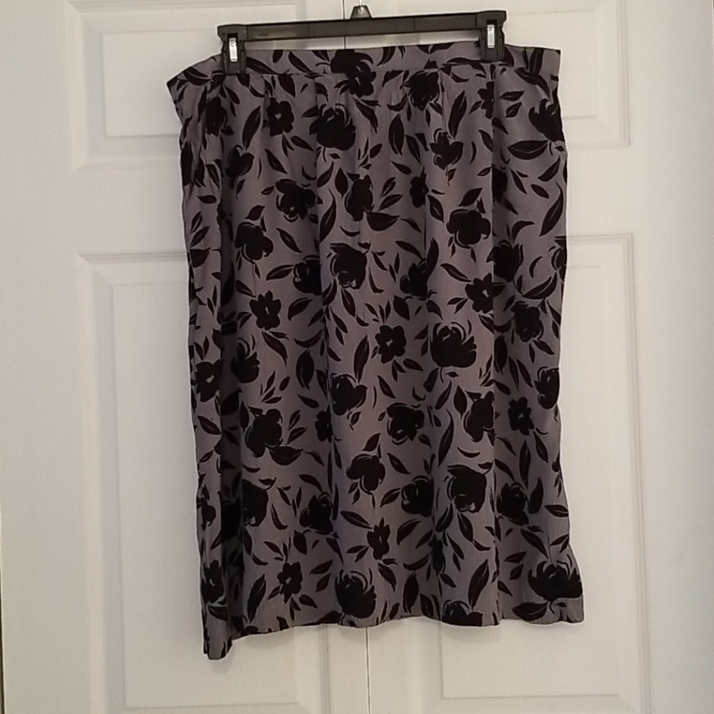 Handcrafted by Fotini Designs skirt